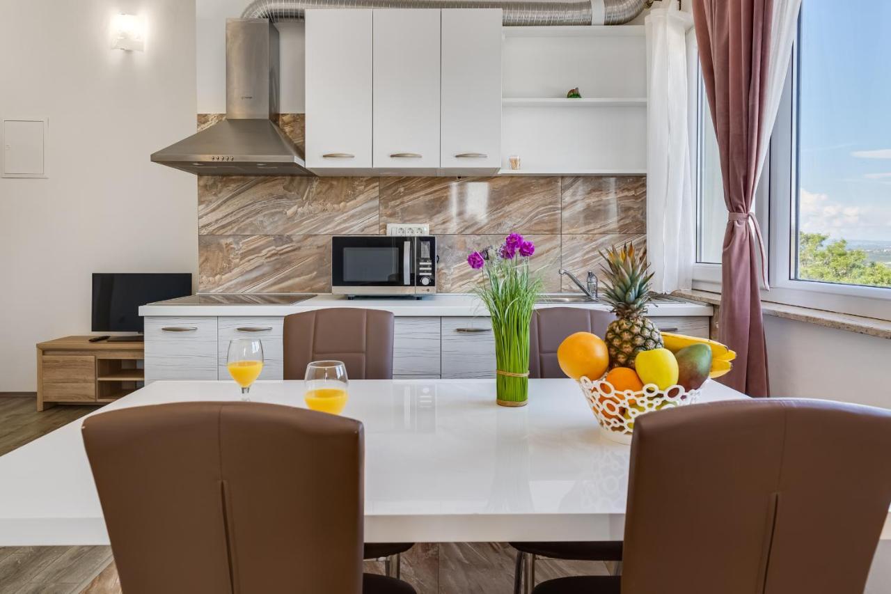 Apartment Miruna S Bazenom Donje Rastane 外观 照片