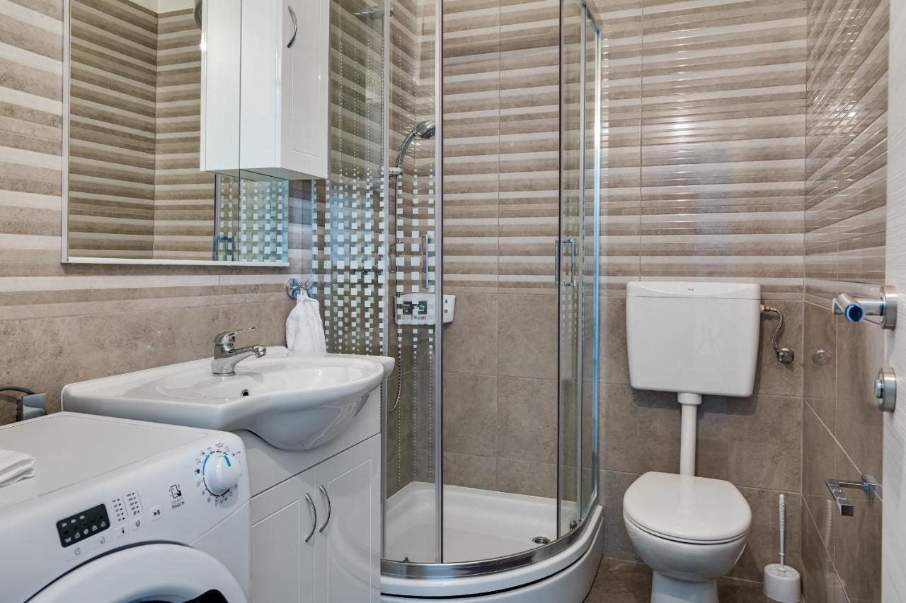 Apartment Miruna S Bazenom Donje Rastane 外观 照片